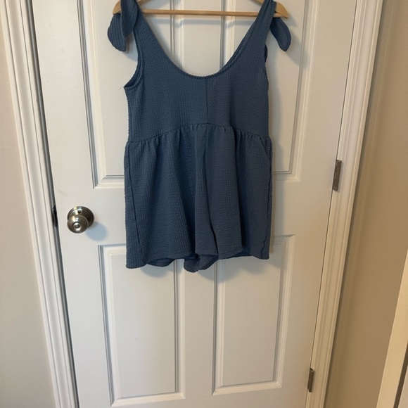 Urban Outfitters Tops - Urban Outfitters Blue Textured Sleeveless Romper